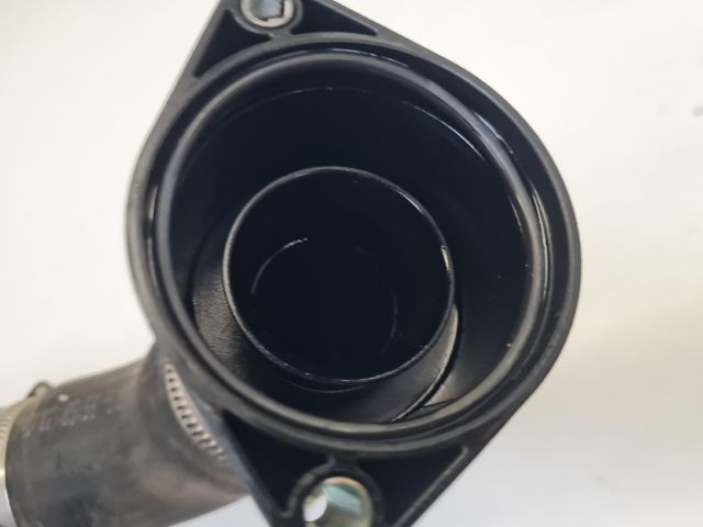 bontott VW GOLF VII Turbócső