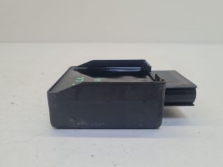 bontott VW GOLF VII Üzemanyag Szivattyú Relé