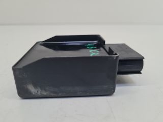 bontott VW GOLF VII Üzemanyag Szivattyú Relé