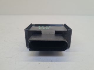 bontott VW GOLF VII Üzemanyag Szivattyú Relé