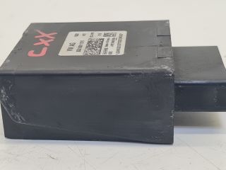 bontott VW GOLF VII Üzemanyag Szivattyú Relé