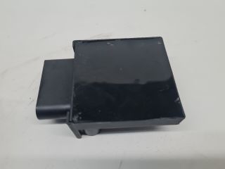 bontott VW GOLF VII Üzemanyag Szivattyú Relé