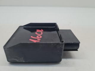 bontott VW GOLF VII Üzemanyag Szivattyú Relé