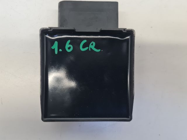 bontott VW GOLF VII Üzemanyag Szivattyú Relé