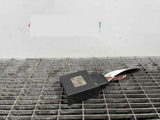 bontott VW GOLF VII Üzemanyag Szivattyú Relé