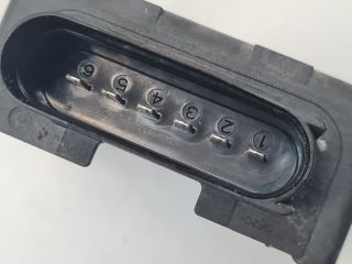 bontott VW GOLF VII Üzemanyag Szivattyú Relé