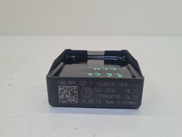 bontott VW GOLF VII Üzemanyag Szivattyú Relé