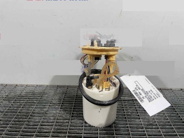 bontott VW GOLF VII Üzemanyag Szivattyú