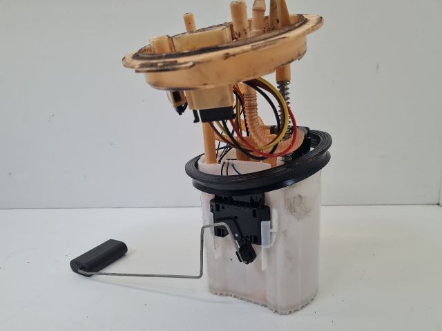 bontott VW GOLF VII Üzemanyag Szivattyú