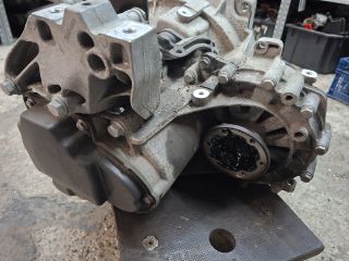 bontott VW GOLF VII Váltó (Mechanikus)