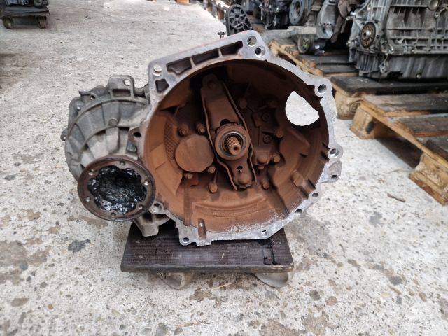 bontott VW GOLF VII Váltó (Mechanikus)