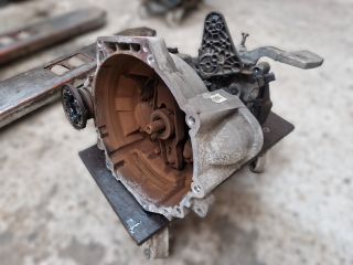 bontott VW GOLF VII Váltó (Mechanikus)
