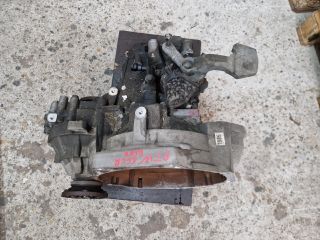 bontott VW GOLF VII Váltó (Mechanikus)