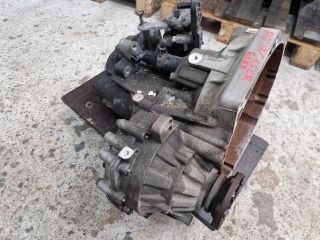 bontott VW GOLF VII Váltó (Mechanikus)