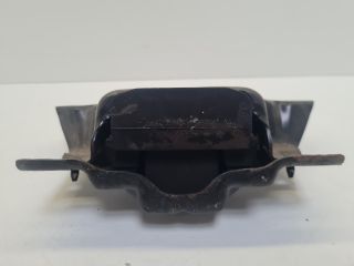 bontott VW GOLF VII Váltó Tartó Bak (Pozíciófüggetlen)