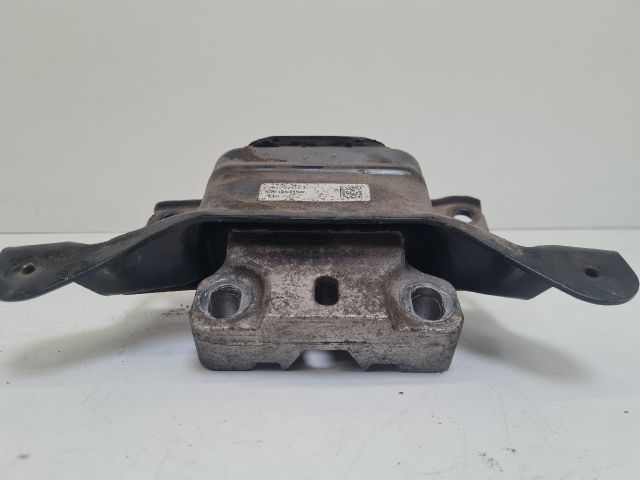 bontott VW GOLF VII Váltó Tartó Bak (Pozíciófüggetlen)