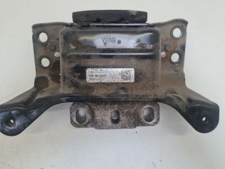 bontott VW GOLF VII Váltó Tartó Bak (Pozíciófüggetlen)