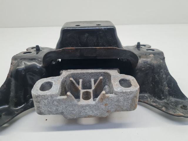 bontott VW GOLF VII Váltó Tartó Bak (Pozíciófüggetlen)