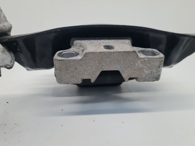 bontott VW GOLF VII Váltó Tartó Bak (Pozíciófüggetlen)