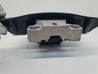 bontott VW GOLF VII Váltó Tartó Bak (Pozíciófüggetlen)