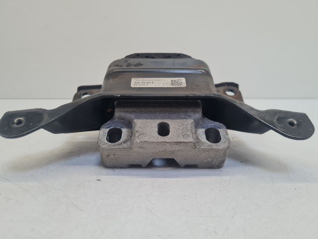 bontott VW GOLF VII Váltó Tartó Bak (Pozíciófüggetlen)