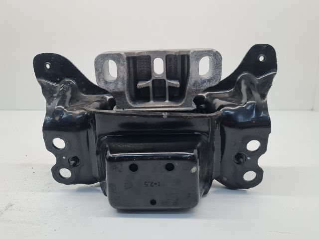 bontott VW GOLF VII Váltó Tartó Bak (Pozíciófüggetlen)