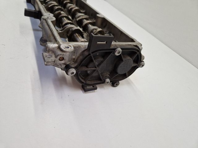 bontott VW GOLF VII Vezérműtengely Házzal