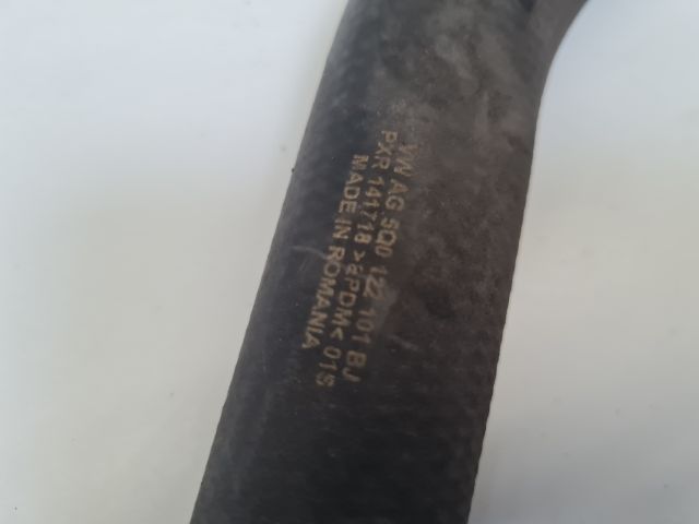 bontott VW GOLF VII Vízcső