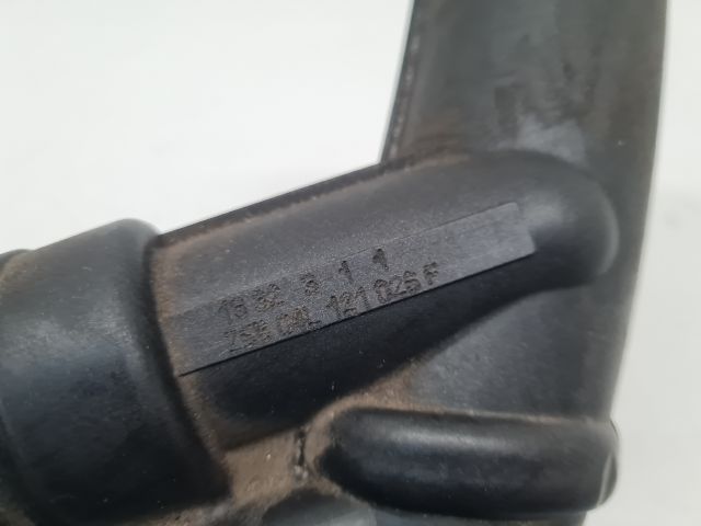 bontott VW GOLF VII Vízcső