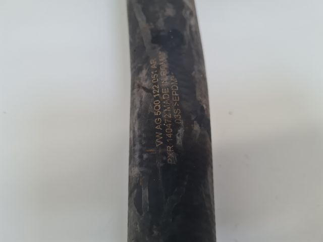 bontott VW GOLF VII Vízcső