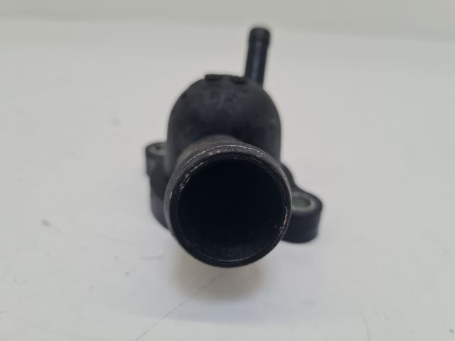 bontott VW GOLF VII Vízcső