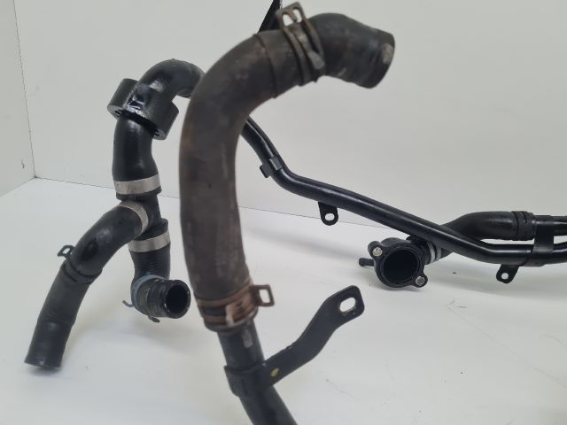 bontott VW GOLF VII Vízcső