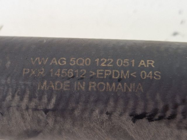 bontott VW GOLF VII Vízcső