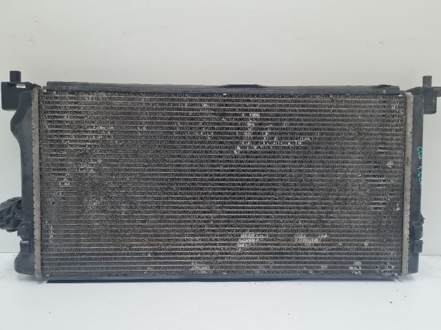 bontott VW GOLF VII Vízhűtő Radiátor (Klímás)