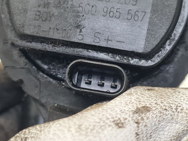 bontott VW GOLF VII Vízpumpa