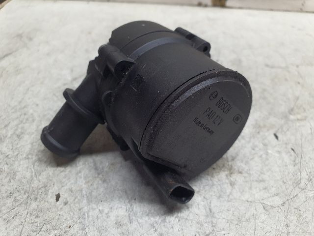 bontott VW GOLF VII Vízpumpa