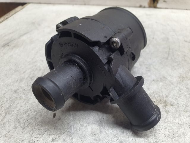 bontott VW GOLF VII Vízpumpa