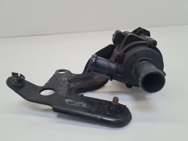 bontott VW GOLF VII Vízpumpa