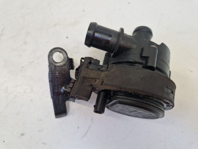 bontott VW GOLF VII Vízpumpa