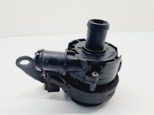 bontott VW GOLF VII Vízpumpa