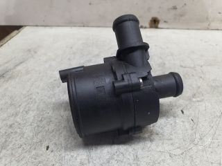 bontott VW GOLF VII Vízpumpa