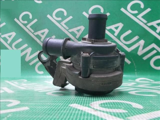 bontott VW GOLF VII Vízpumpa