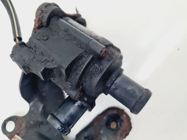 bontott VW GOLF VII Vízpumpa