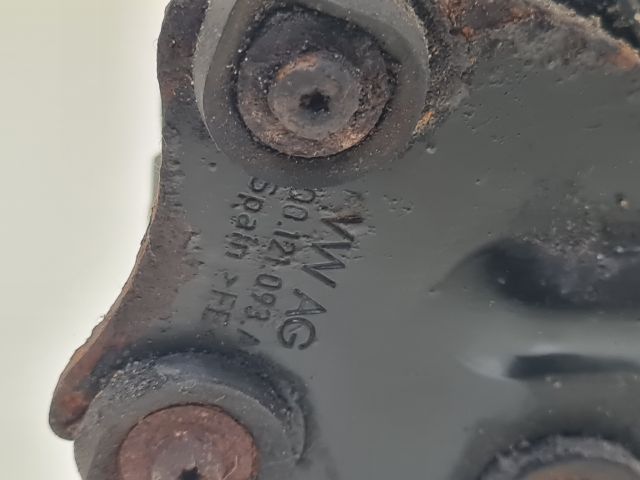 bontott VW GOLF VII Vízpumpa