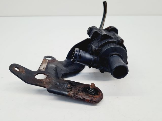 bontott VW GOLF VII Vízpumpa