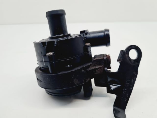 bontott VW GOLF VII Vízpumpa