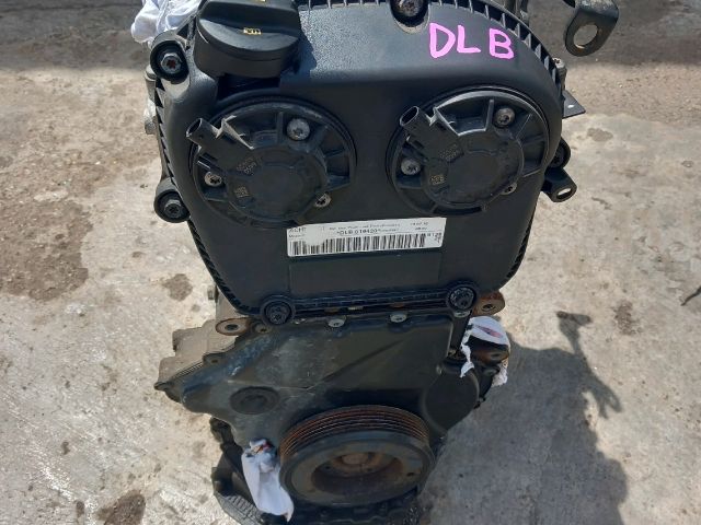 bontott VW GOLF VII Motor (Fűzött blokk hengerfejjel)