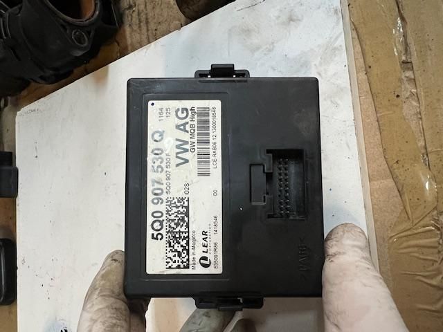 bontott VW GOLF VII CANBUS Elektronika