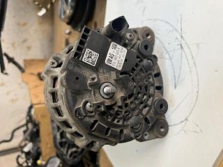 bontott VW GOLF VII Generátor