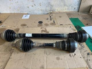 bontott VW GOLF VII Jobb Féltengely